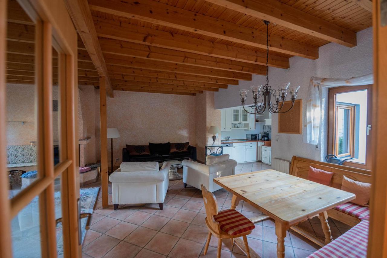 Ferienhaus Bis 10 Personen Und 2,5 Schlafzimmern Geisenheim Esterno foto