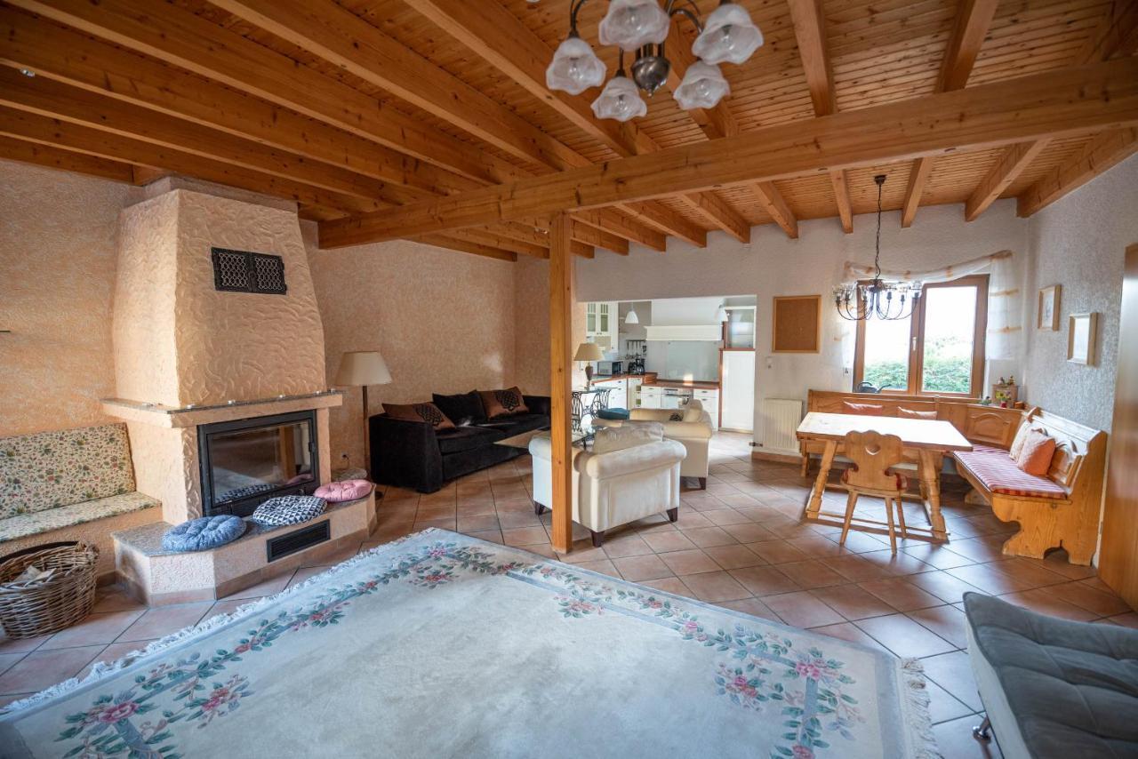 Ferienhaus Bis 10 Personen Und 2,5 Schlafzimmern Geisenheim Esterno foto